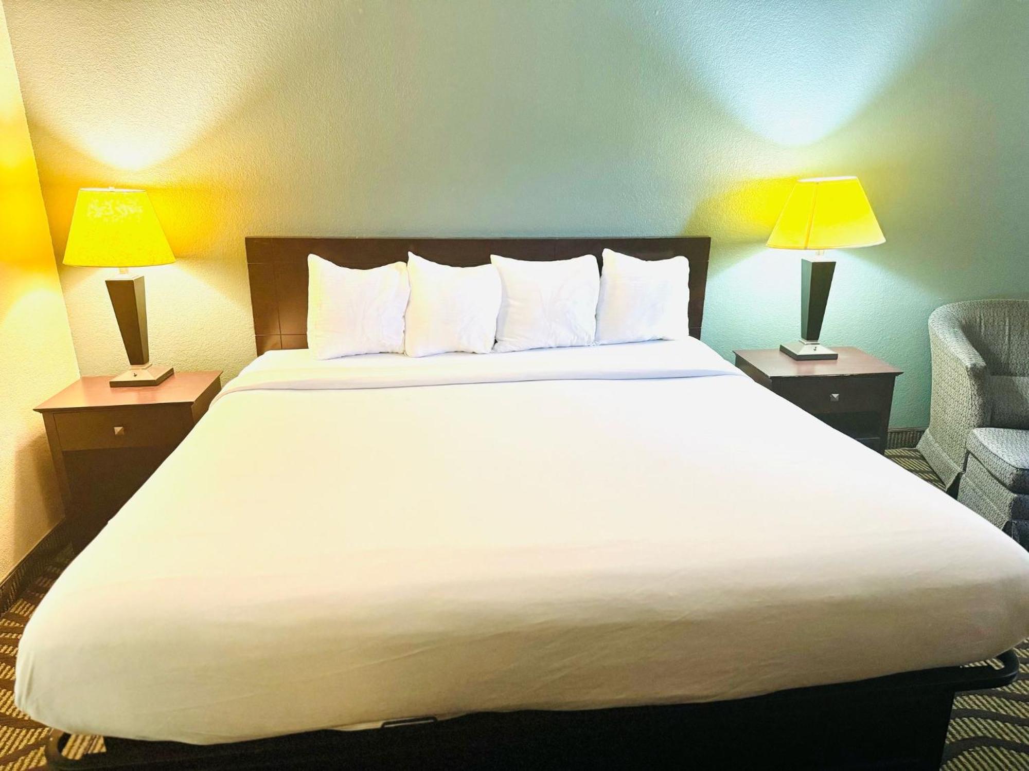 Baymont Inn & Suites By Wyndham Lincoln Ne Eksteriør billede